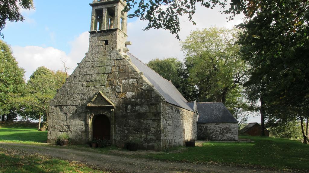 Kerherve Cleden-Poher Exterior photo